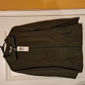 NWT Fleece 2 pocket jacket